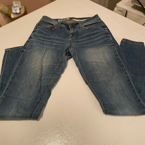 DKNY Jeans Jegging. Blue